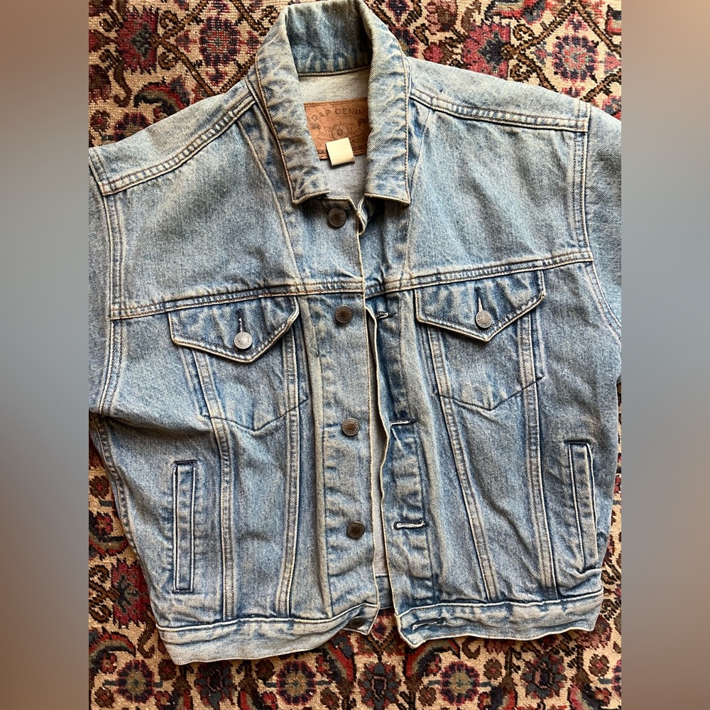 Vintage cropped gap denim jacket